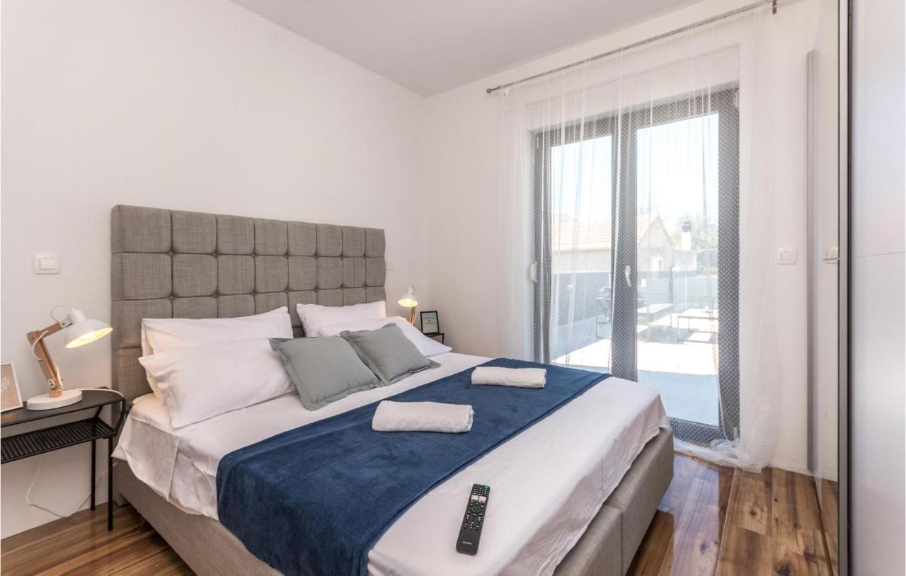 3 Bedroom Beautiful Home In Rastane Donje Donje Rastane Luaran gambar