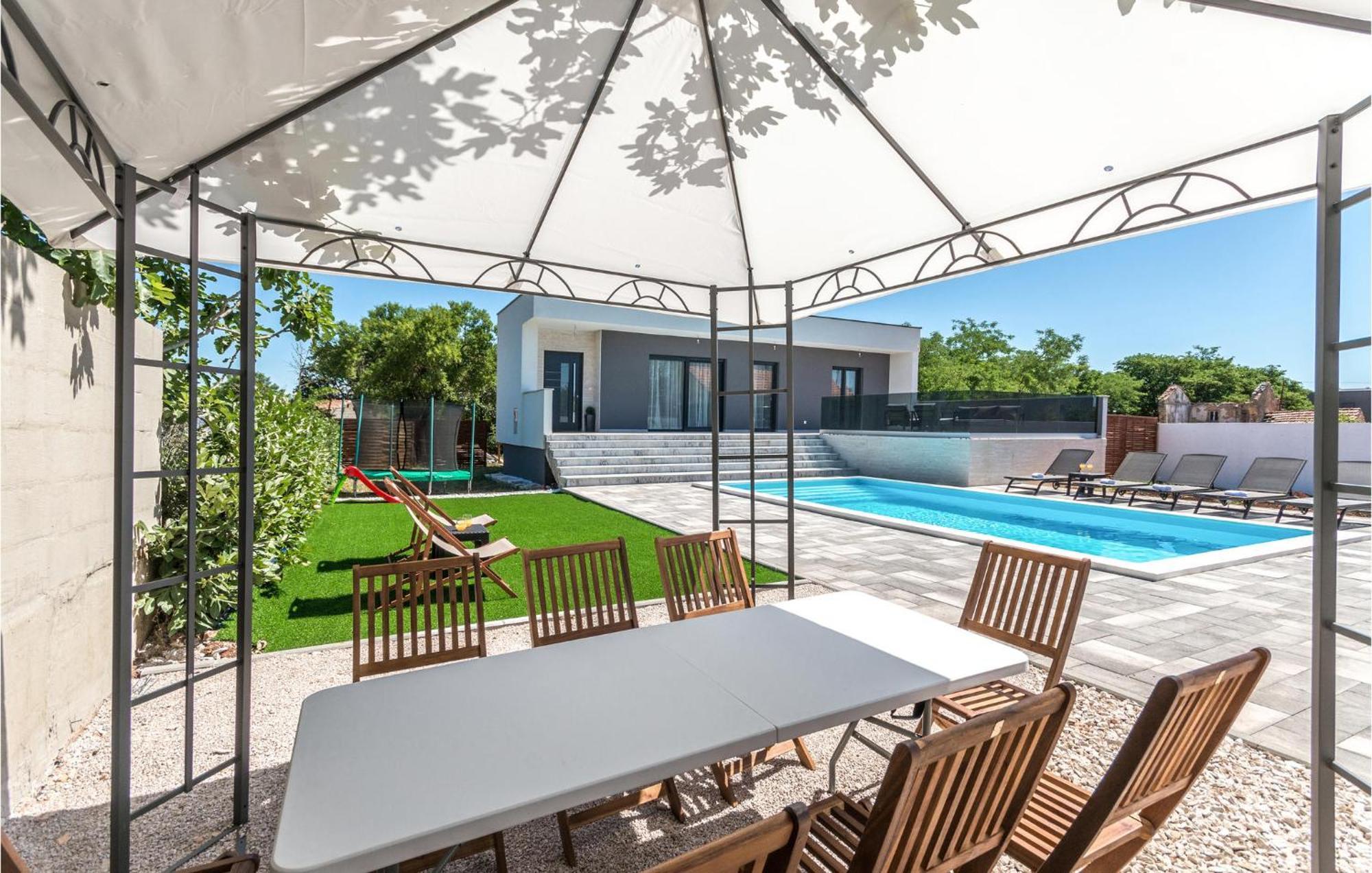 3 Bedroom Beautiful Home In Rastane Donje Donje Rastane Luaran gambar